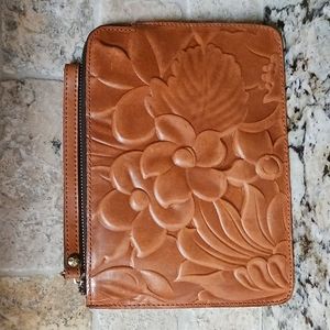 Patricia Nash Floral Embossed Cassini Wristlet
